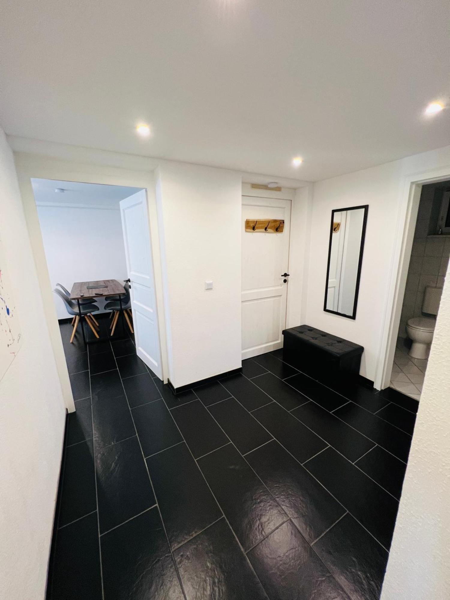 Souterrain 2 Zimmer Wohnung Freiburg Seepark Exterior foto