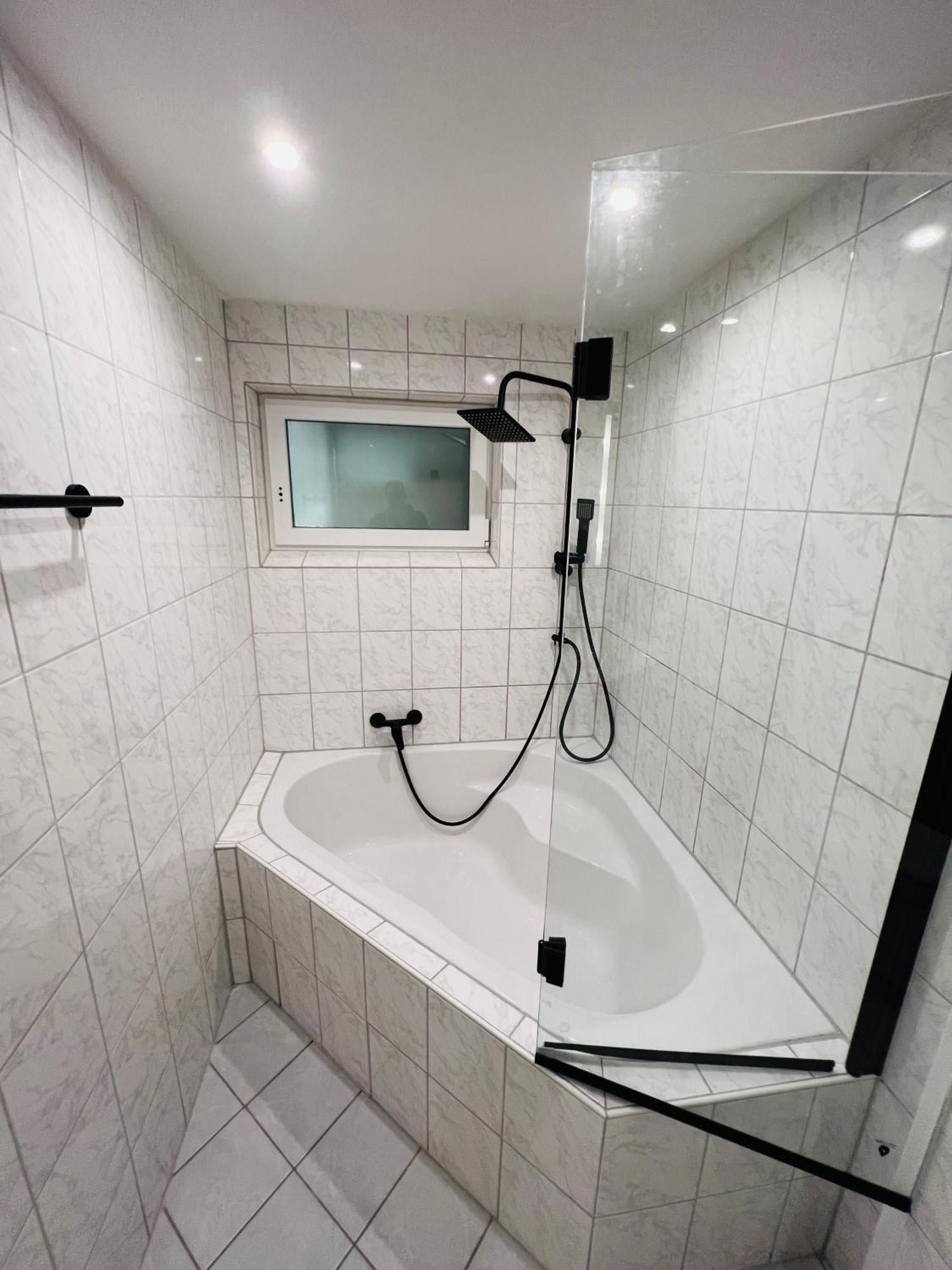 Souterrain 2 Zimmer Wohnung Freiburg Seepark Exterior foto